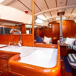  Botel Deliziosa Barca A Vela In Esclusiva Con Parcheggio Gratuito Italien