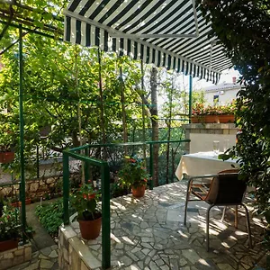  Apartment Cozy With Private Terrace Barac Kroatien